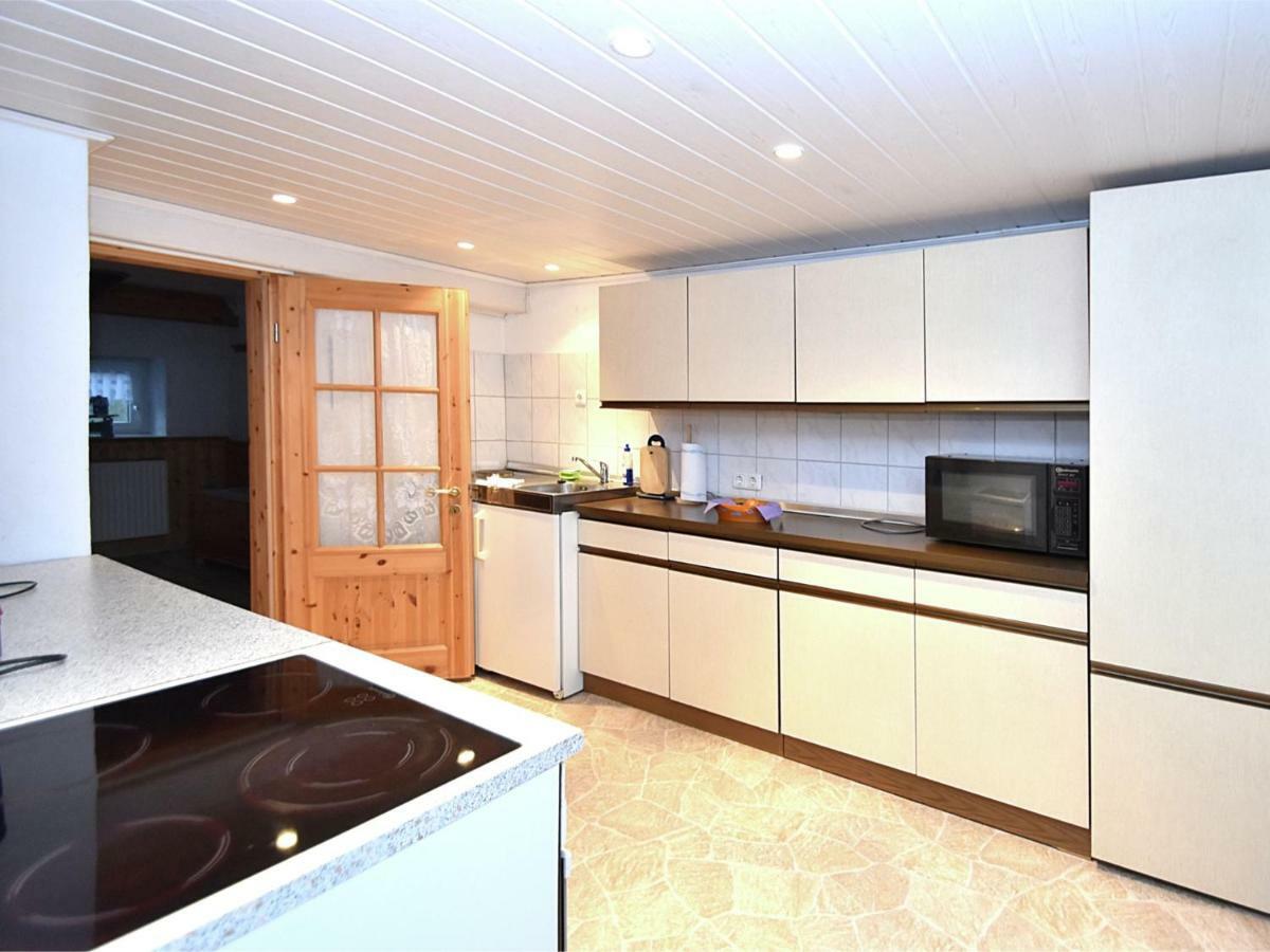 Small Apartment In Hesse With Terrace And Garden Frielendorf Eksteriør bilde